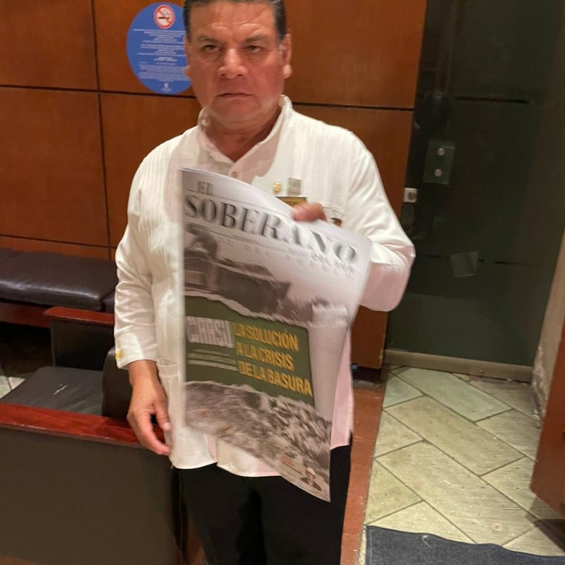 SoberanoSur's tweet photo. 🗞️📰 | 𝗦𝗶 𝗲𝘀𝘁𝗮́𝘀 𝗯𝘂𝘀𝗰𝗮𝗻𝗱𝗼 𝗻𝗼𝘁𝗶𝗰𝗶𝗮𝘀, 𝗮𝗻𝗮́𝗹𝗶𝘀𝗶𝘀 𝘆 𝗱𝗲𝗯𝗮𝘁𝗲, ¡𝗘𝗦𝗧𝗘 𝗘𝗦 𝗘𝗟 𝗟𝗨𝗚𝗔𝗥!
#Adquiere nuestra #VersiónImpresa en:
👉 Hotel Camino Real
#AdquiéreloYa #ElSoberanoDelSur #LaVozDelPueblo #PuebloSoberano #EdiciónImpresa https://t.co/xv18lvn78U