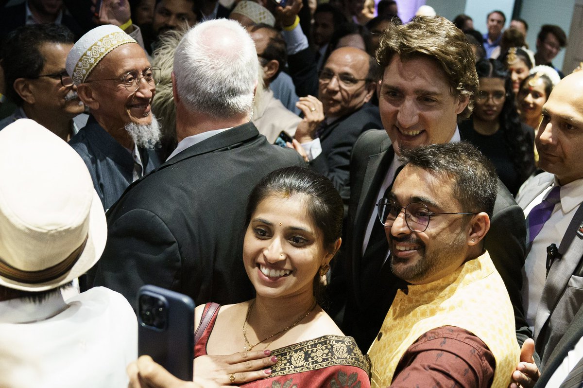 JustinTrudeau tweet picture