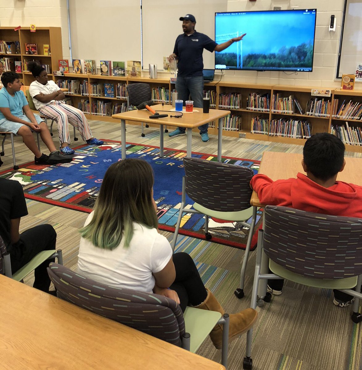 Jason Strickland (@jasonpstrick919) on Twitter photo Mr. Vernon Turner, Meteorologist with Spectrum News, reviewed important weather concepts โ๏ธ๐ค๏ธ๐ฆ๏ธ๐ง๏ธโ๏ธโก๏ธ๐ช๏ธ๐จ๐ก๏ธwith our fifth graders <a href="/RogersLaneES/">Rogers Lane ES</a> as they concluded their science weather unit. #weROCKit ๐๐๐ #WCPSS <a href="/wcpssEastern/">Eastern Area WCPSS</a> <a href="/WakeEdNews/">Wake Ed News</a> Mr. Vernon Turner, Meteorologist with Spectrum News, reviewed important weather concepts โ๏ธ๐ค๏ธ๐ฆ๏ธ๐ง๏ธโ๏ธโก๏ธ๐ช๏ธ๐จ๐ก๏ธwith our fifth graders <a href="/RogersLaneES/">Rogers Lane ES</a> as they concluded their science weather unit. #weROCKit ๐๐๐ #WCPSS <a href="/wcpssEastern/">Eastern Area WCPSS</a> <a href="/WakeEdNews/">Wake Ed News</a>