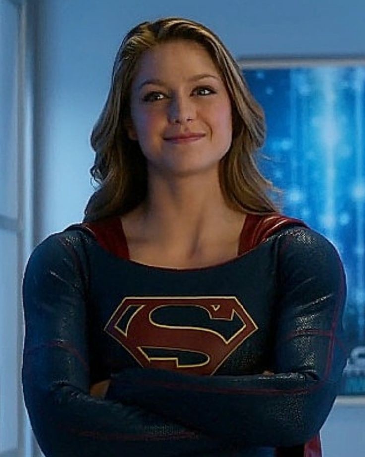 SiPalingDC's tweet photo. Sasha Calle meminta saran kepada Henry Cavill dan Melisa Benoist untuk perannya sebagai Supergirl di film "THE FLASH".

Henry Cavill juga udah nonton "THE FLASH" dan beliau suka! 

source: @HablemosdecineX https://t.co/3E0LIFaPfQ