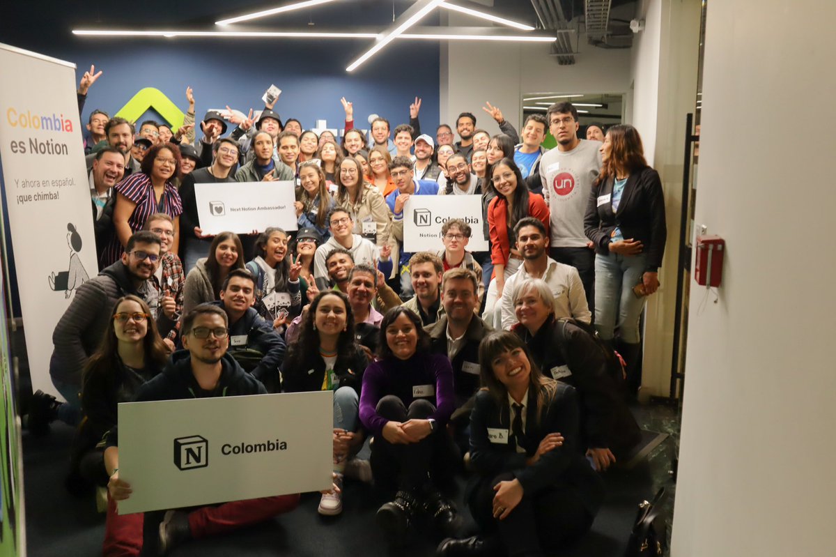 Sebas_Notion's tweet photo. Más de 800% creció la comunidad de @NotionColombia en solo 2 meses 😱
Nuestro primer evento en marzo tuvo 11 asistentes y el último evento hace unos días tuvo +100 asistentes
Increíble todo lo que ha logrado
Gracias por el apoyo @NotionFlows @nosoyceo @todoinorden @mikesbl https://t.co/1KSfx0bi7W