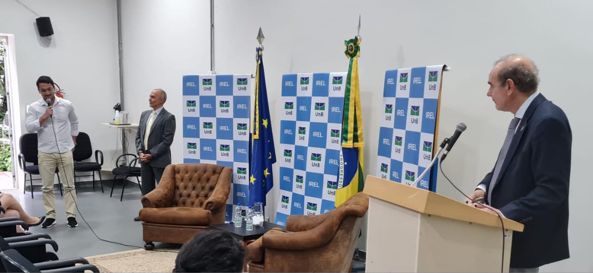 UEnoBrasil's tweet photo. O evento foi promovido pelo Instituto de Relações Internacionais da Universidade de Brasília (@irelunb), em parceria com a @UEnoBrasil, no âmbito do @gepsiunb, e moderado pelo diretor do Instituto, professor Antônio Jorge Ramalho da Rocha (@AntonioJorgeRa5). https://t.co/8Px3nSqXEQ