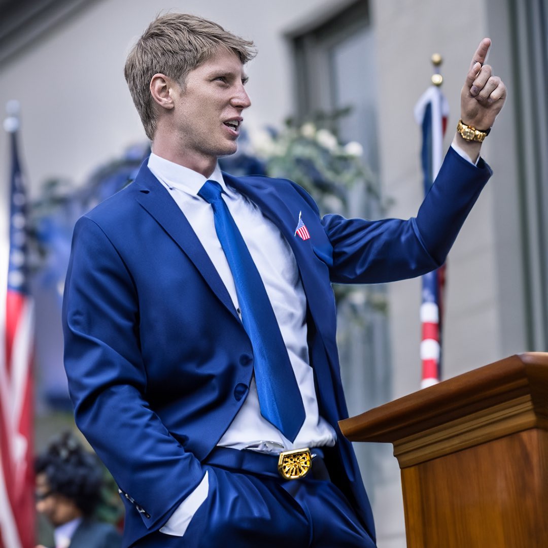 MillosFCoficial's tweet photo. 👨💼🇺🇸🗳️ @allinas97
#GenerateFill 🤣🔵🔝 https://t.co/s1yH9NNj0c