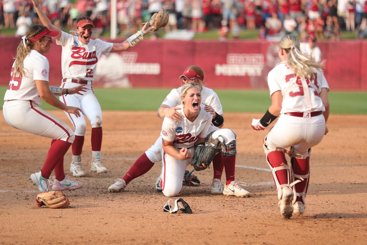 NCAA Softball on Twitter "Vote for the RoadToWCWS Photo of the Week 📸