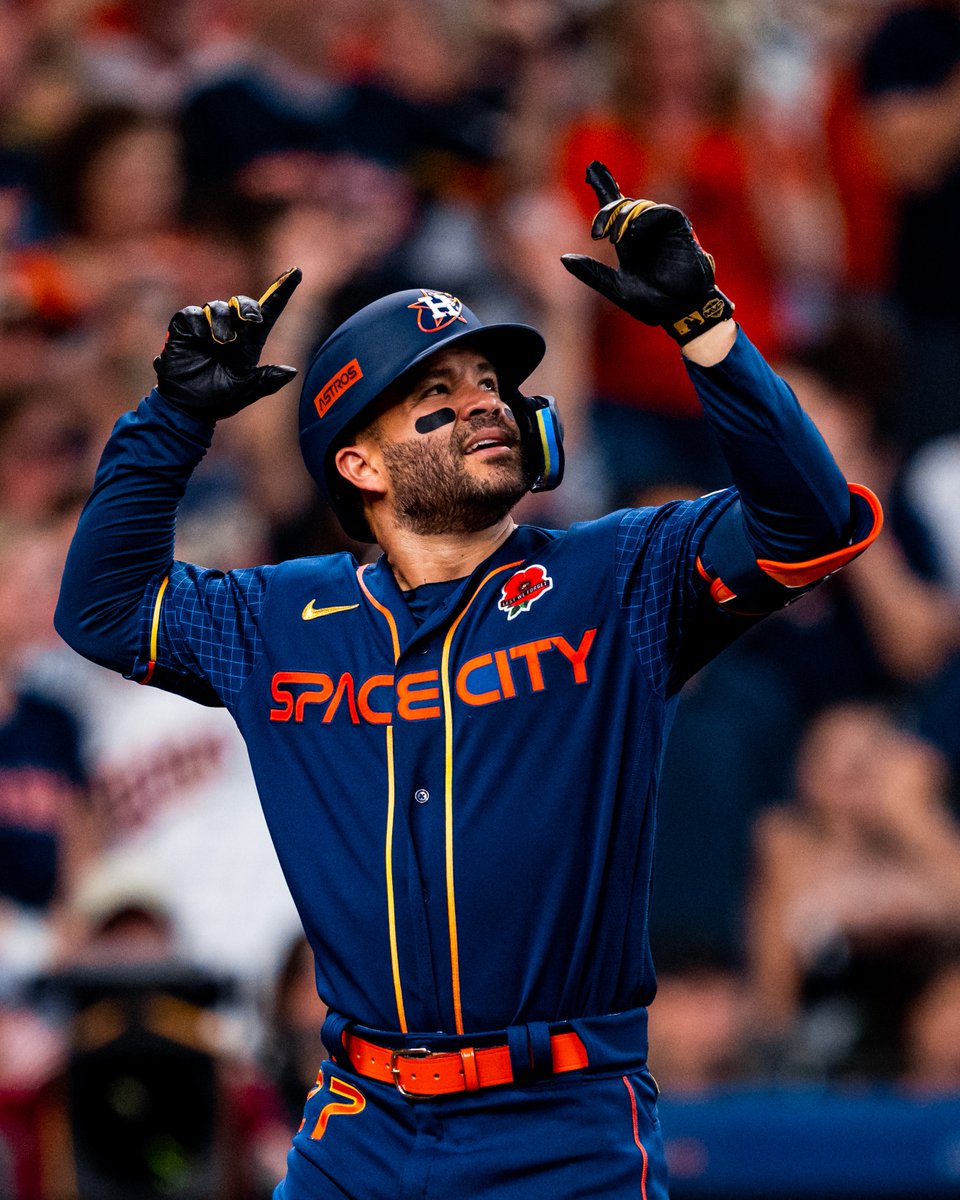 astros's tweet image. It had to be him.