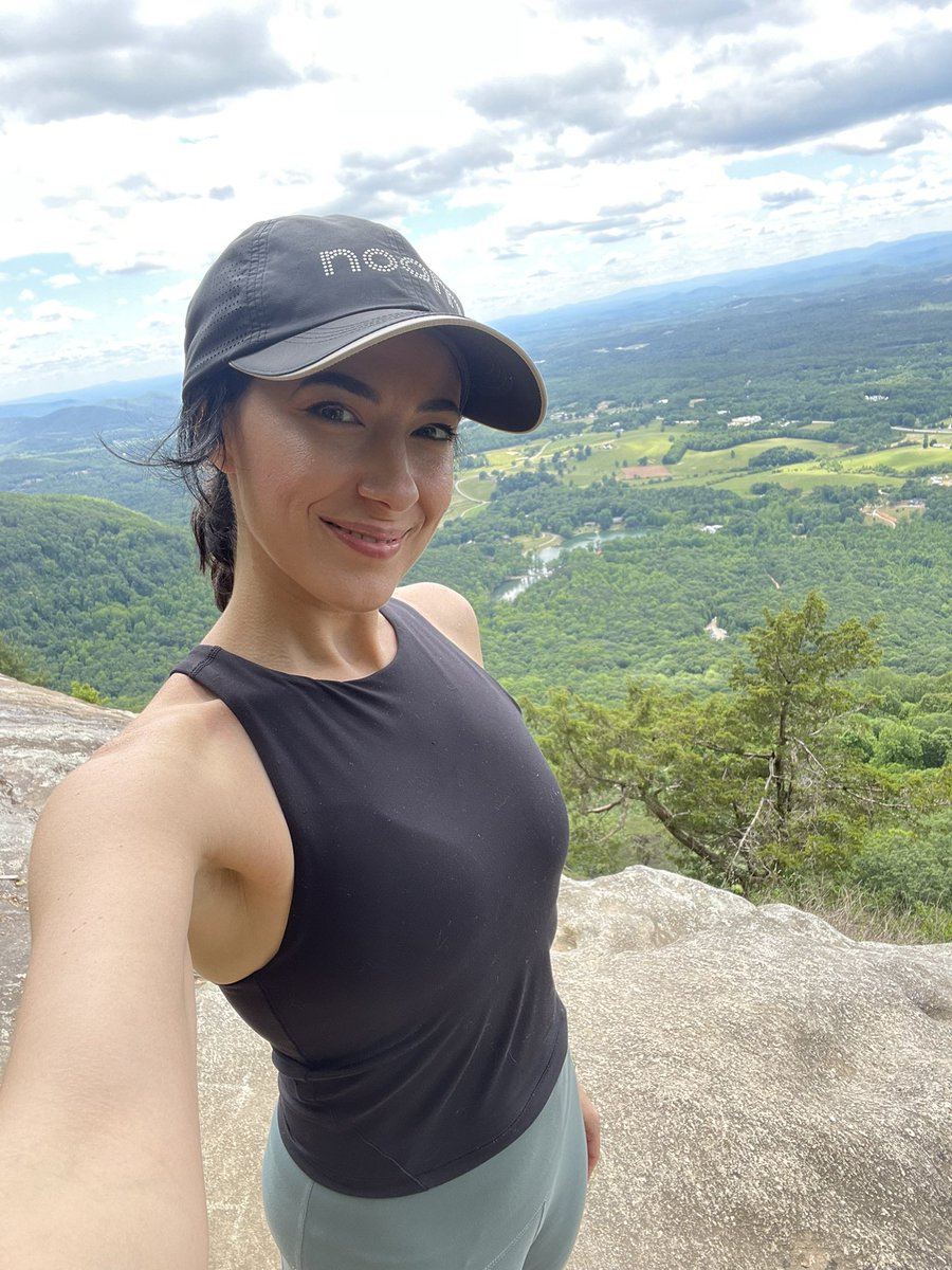 Kate 💫 tweet media