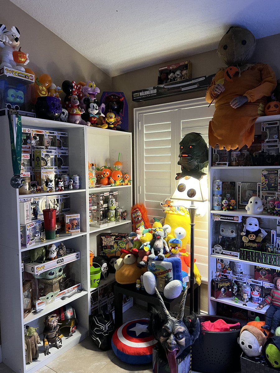 Spent my day off rearranging our nerd room. Moved my TWD collection to the other side of the room. 

#Funko #FOTW #FunaticOfTheWeek #FunkoFamily #FunkoCommunity