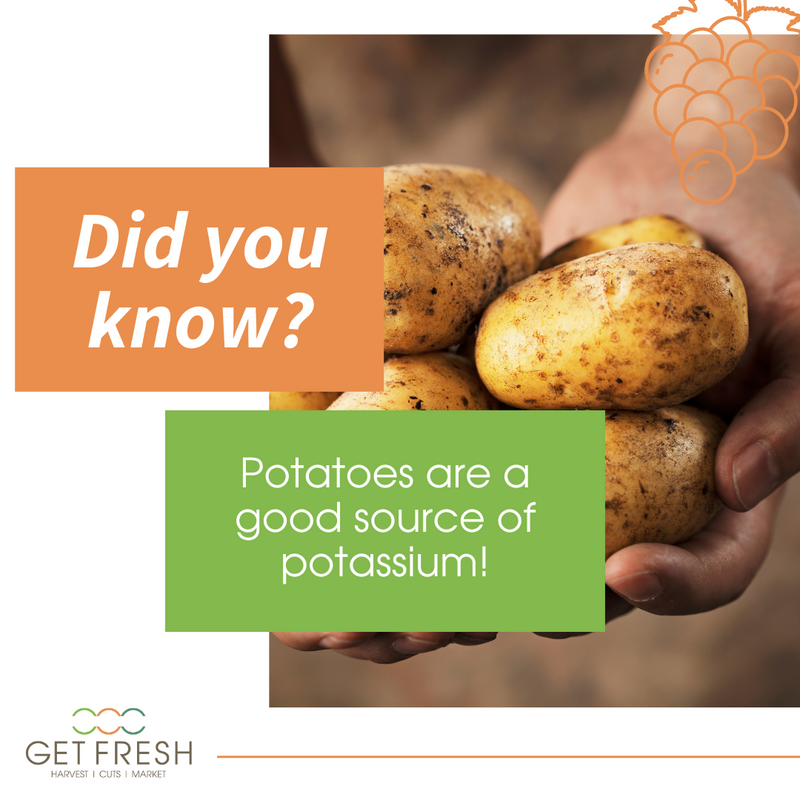 GetFresh_Sales's tweet photo. 🥔 If you want potassium but want to skip eating a banana, try potatoes instead!

An average potato has about 200 milligrams of potassium than a banana.

Who's eating potatoes today?

#GetFresh #VegasGrown #HealthyEating #HealthyLife #PotatoFacts #Potassium #FreshFruit https://t.co/HWpDiSmgaZ