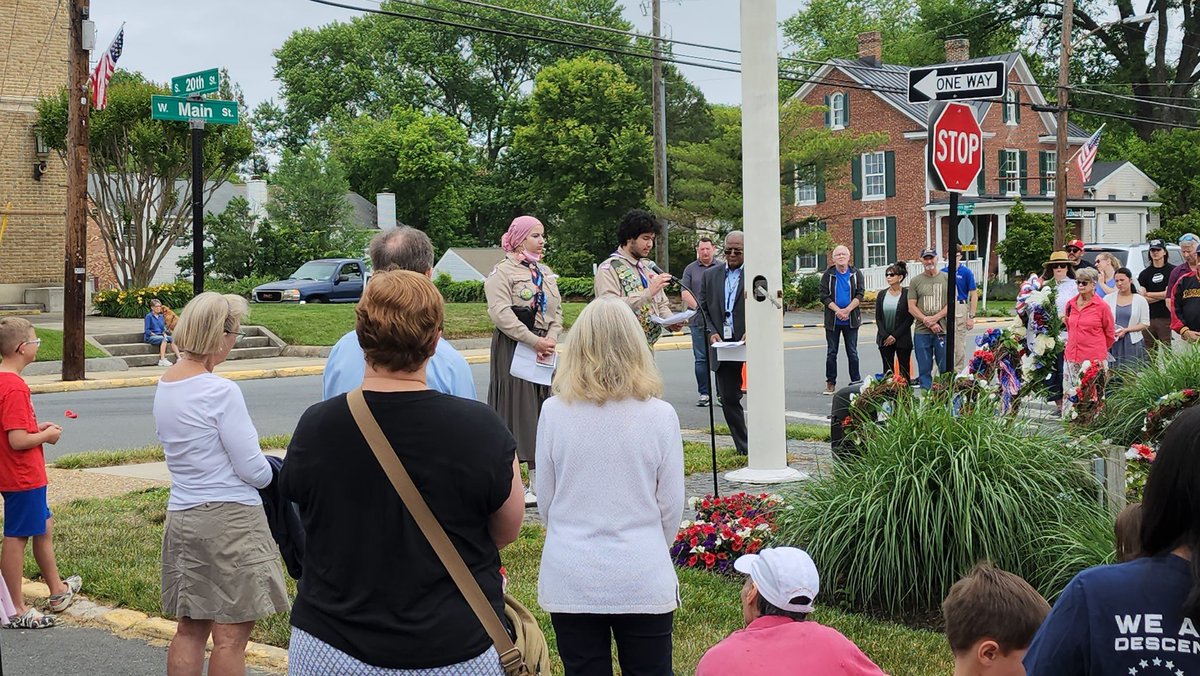rizwanjaka's tweet photo. May29-ADAMSScoutsBSA Youth were honored to do closing Interfaith (ChristianJewishMuslimHinduSikhBuddhistBahai) Prayer &amp; Reflections  
For Purcellville Memorial Day ceremony for those that made Ultimate Sacrifice for #USA   
@imammagid
@bobrobertsjr @rabbisaperstein https://t.co/QLUDExa91F