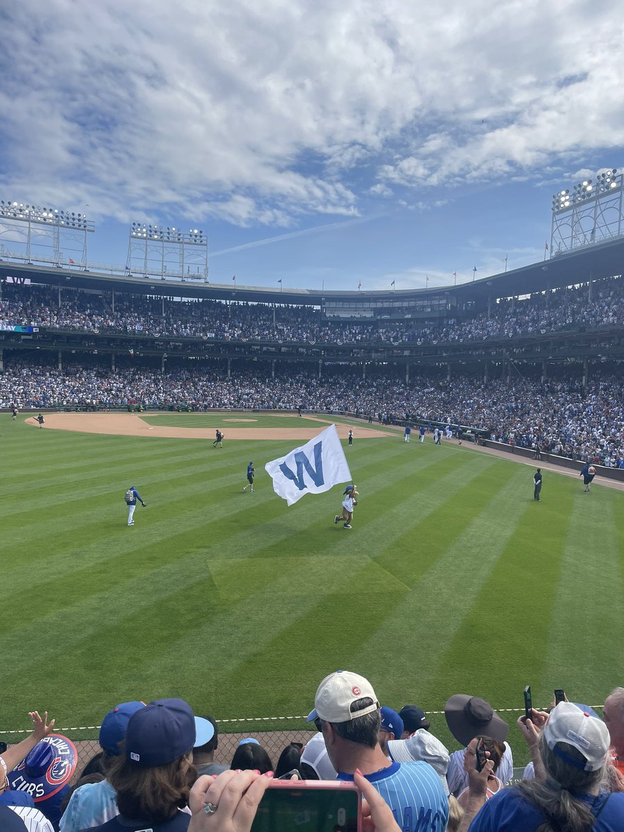Marcus Stroman coming out to the bleachers with such awesome energy - I knew something great was going to happen today!