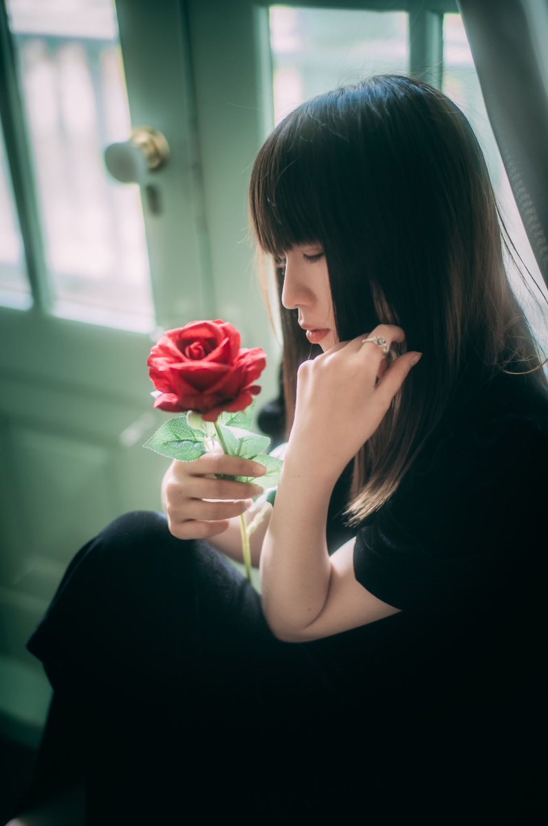 portrait

model:りみさん

#ファインダー越しの私の世界 #カメラ好きな人と繋がりたい #写真好きな人と繋がりたい #ポートレート #portrait #LeicaM11  #オールドレンズで繋がりたい #オールドレンズの世界 #興雲閣 #Summilux35mm #Ultron75mm