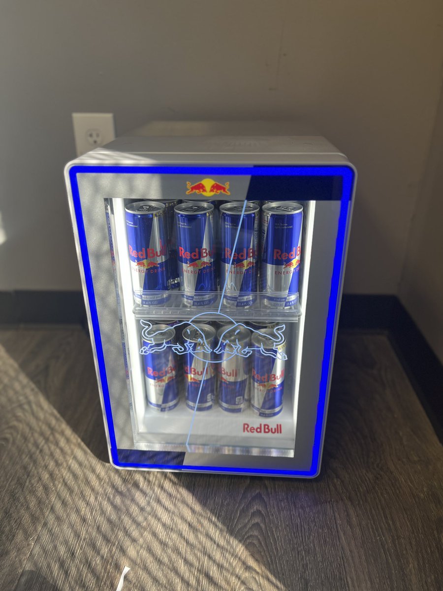 SplitStream XR tweet media