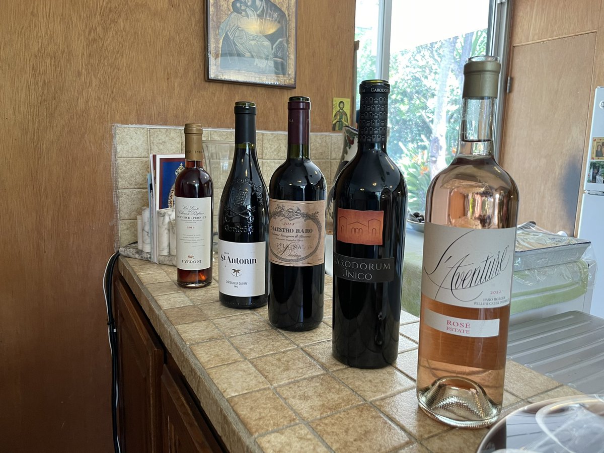 RossRitterman's tweet photo. An eclectic assortment. https://t.co/eWT8nZdeY8