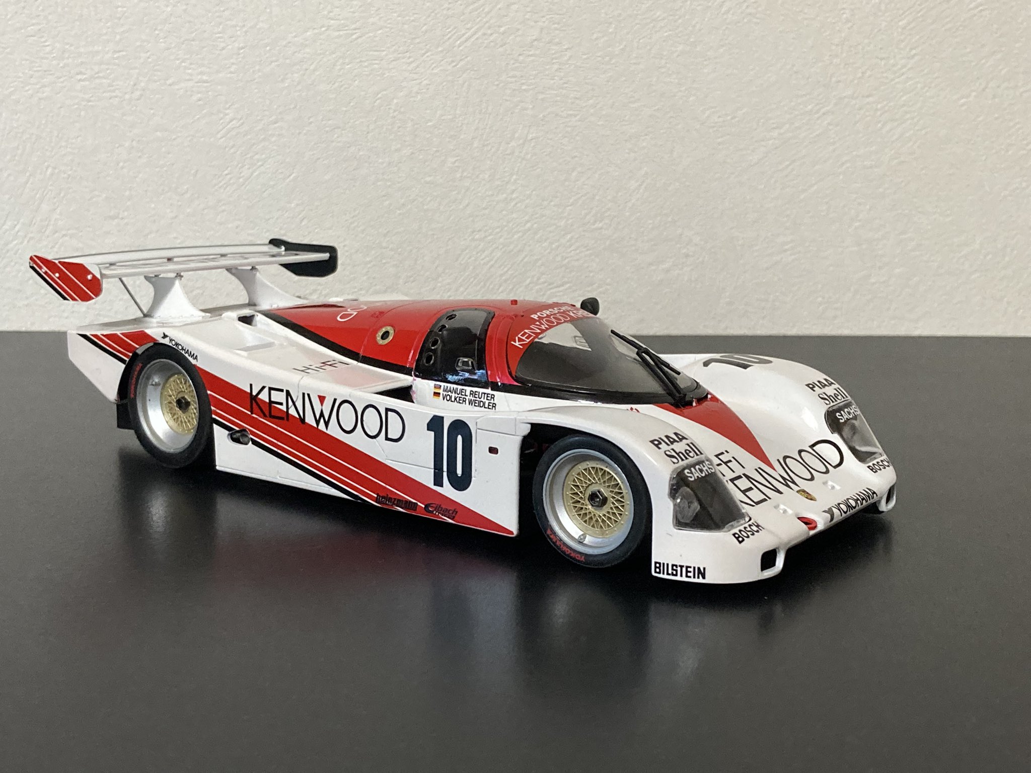 ケンウッドクレーマーポルシェ962C 1/10 ラジコングループCカー