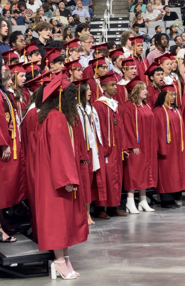 KellerISD's tweet photo. 🎉 @KellerCentralHS has officially crossed the stage! Congrats, grads! 🎓 #KISDGrad23 #CelebrateKISD https://t.co/Zt3ZeNwvF3