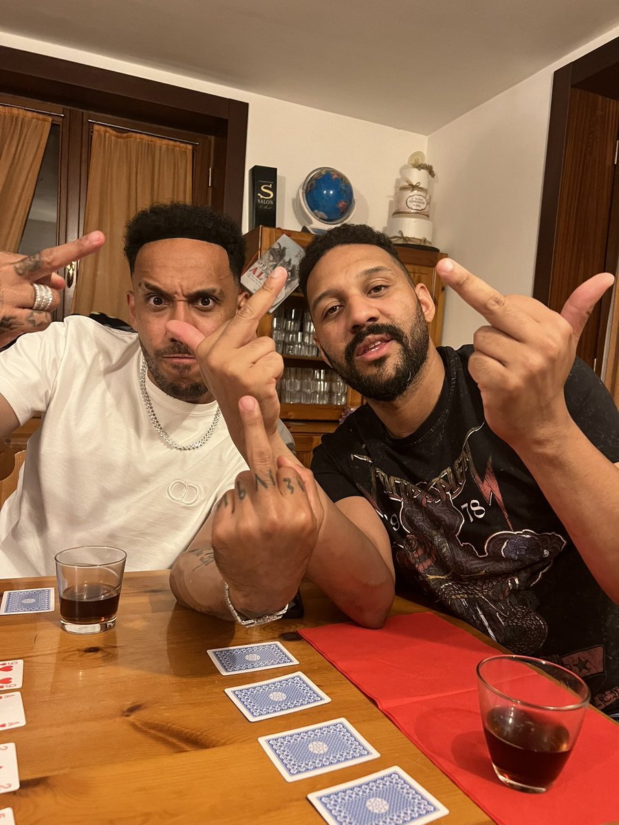 Willy Aubameyang tweet media