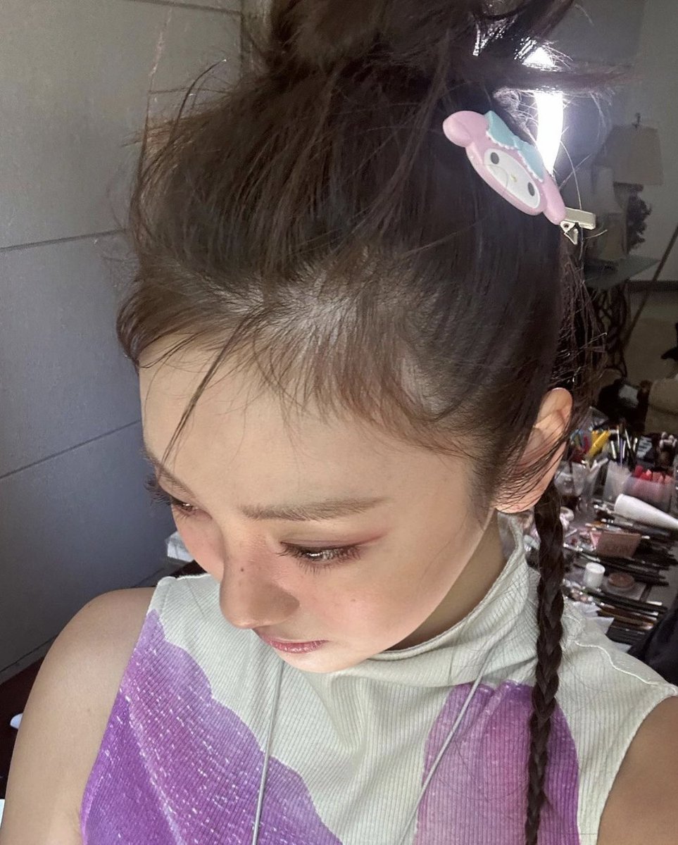 ningning pics tweet media