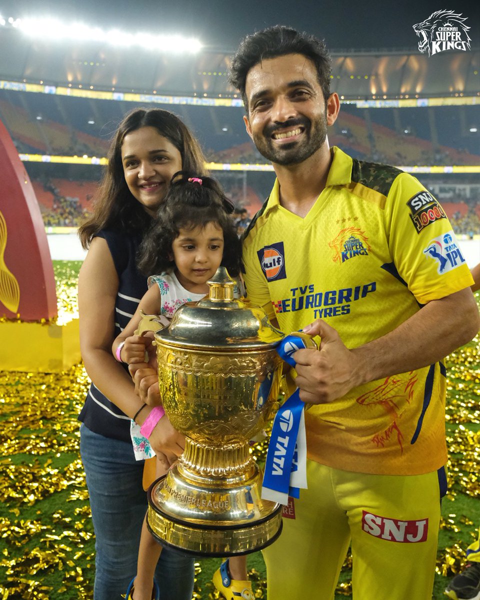 The long pending happy frame!📸💛 #CHAMPION5 #WhistlePodu #Yellove 🦁