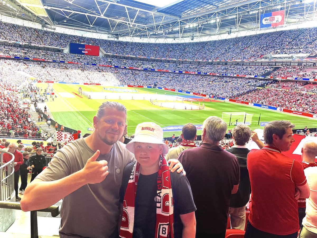 What a day… top day out with zach. He’s loved the experience.! Shame
About result…. Had to be a sending off or some controversy…  ⚽️🙄  #BarnsleyFC