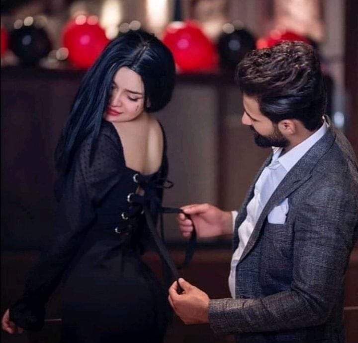 🦋🍂ﹻﹻﹻ♥ᏗᏂᎷᏋᎴ♥ﹻﹻﹻﹻ🍂🦋
ارغب، بأن اكون الشيء الوحيد الذي بداخلك ♡