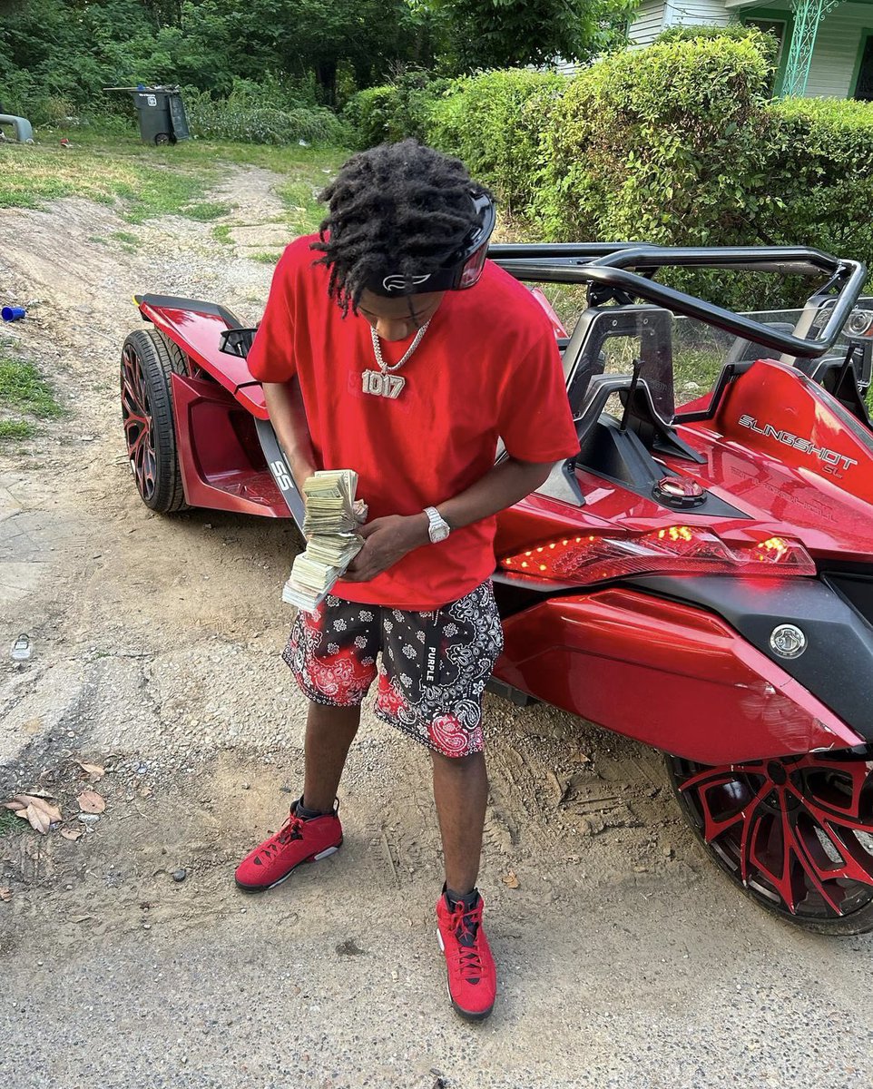 Niggas Yeen Tryna Bump Head With No Bully💀Got Certified Shit Under My Belt You A Rookie 🥷