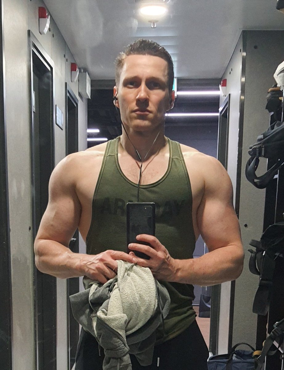 ThatGuy Supports The WGA On Twitter RT ZAWORLDO My Muscles Are thatguy-supports-the-wga-on-twitter-rt-zaworldo-my-muscles-are