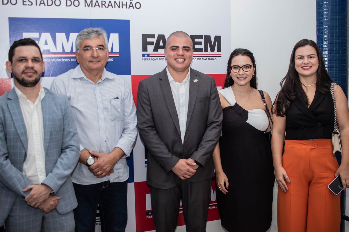 iterma_oficial's tweet photo. Juntos, Iterma e Famem promoveram, hoje (29), uma palestra sobre o programa Paz no Campo, do Governo do Estado. Na ocasião, gestores municipais puderam conhecer o maior programa de regularização fundiária da história do Maranhão. 

#Iterma #Famem #GovernoMA #Maranhão https://t.co/fzPC3Swlru
