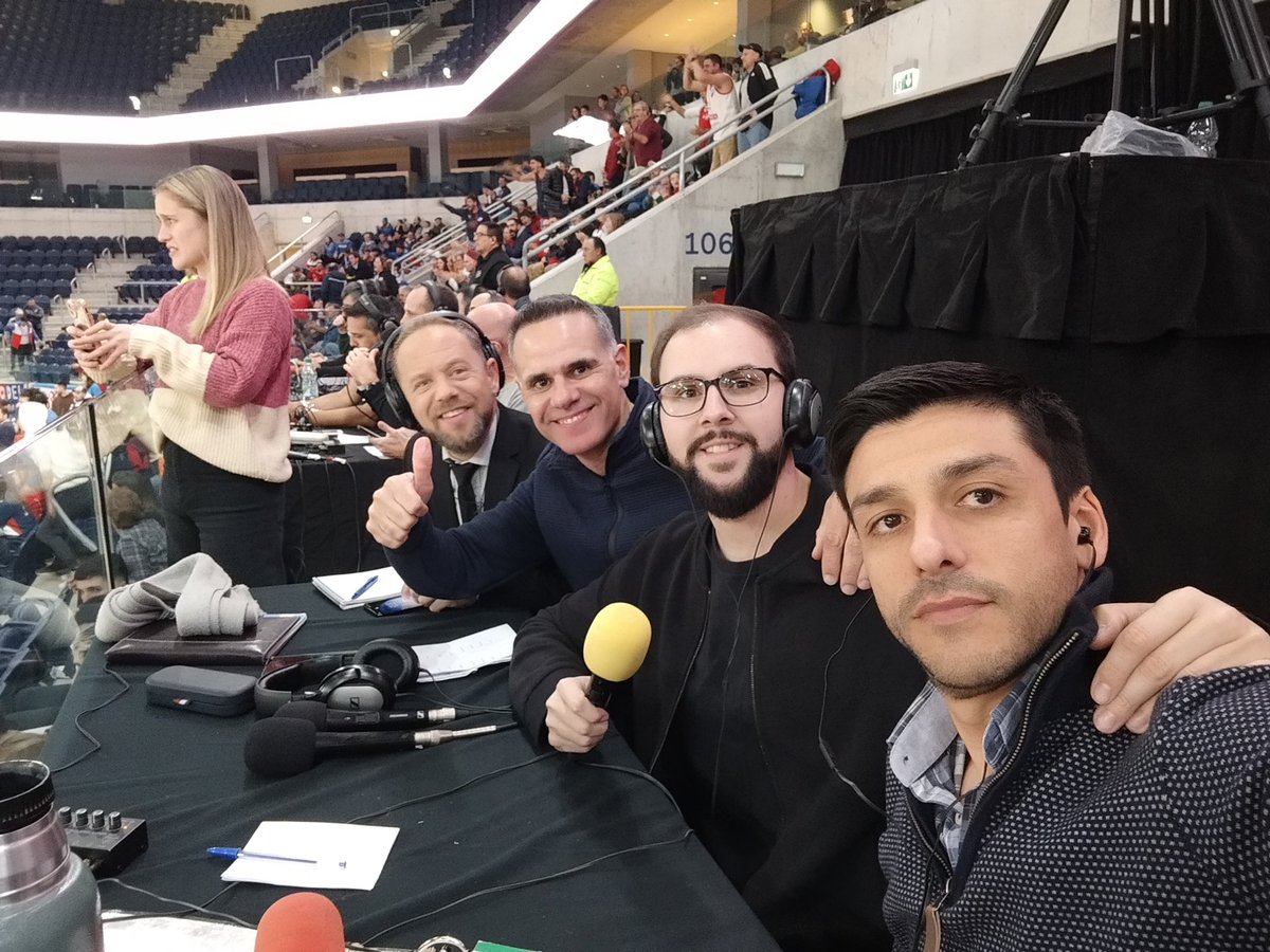 Prontos para la final por <a href="/Sport890/">Sport 890</a>🏀
<a href="/FernandoCorchs/">Fernando Corchs</a>
<a href="/jptamborini/">Juan Pablo Tamborini</a> 
<a href="/pablobucalo/">Pablo Búcalo</a>