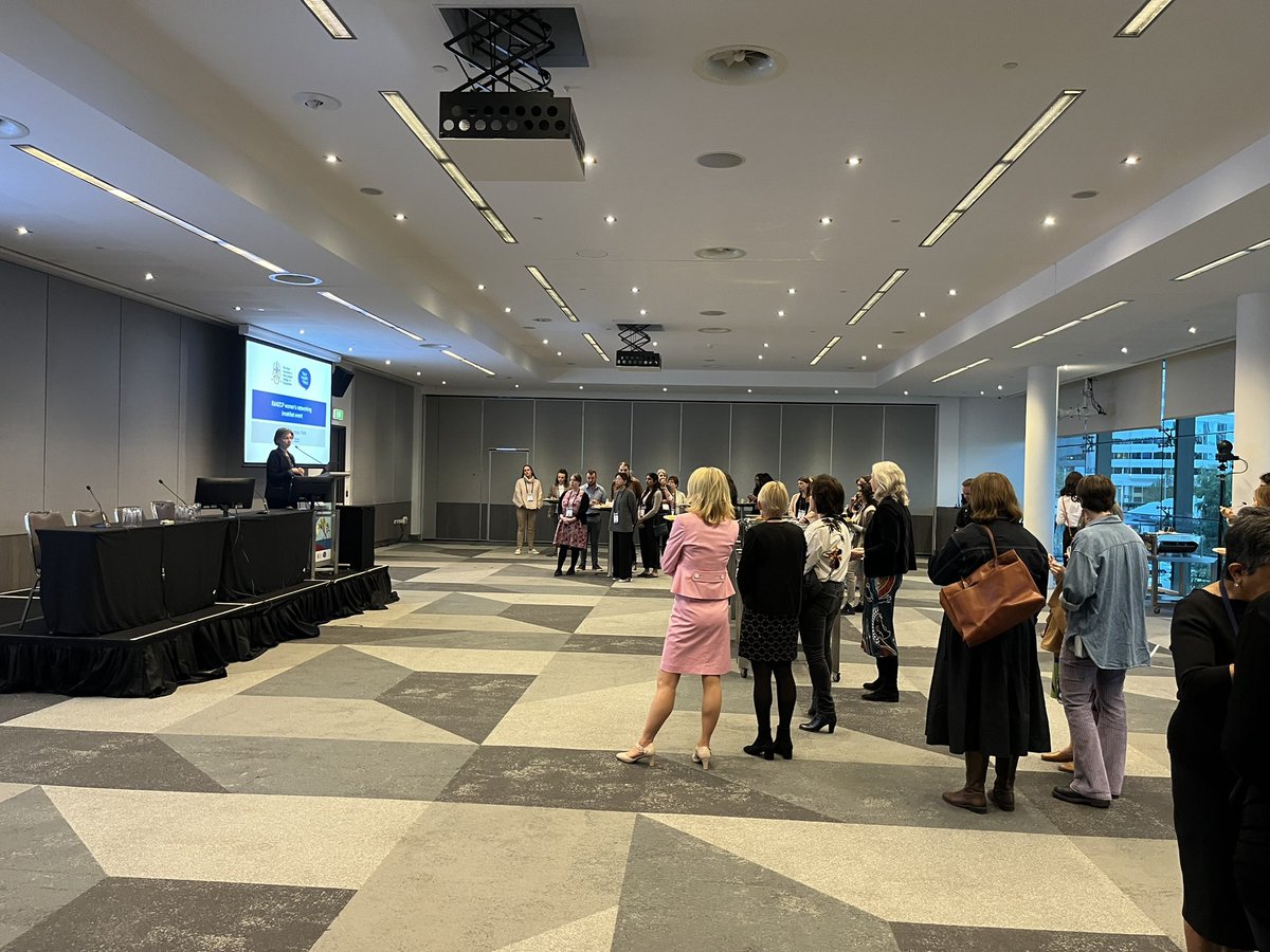 Thanks #RANZCP2023 for the fantastic opportunity to meet new colleagues and catch up with familiar faces at the women’s networking breakfast this morning. Lovely feeling in the room. @ranzcp <a href="/SharonMcGowan_/">Sharon McGowan</a>