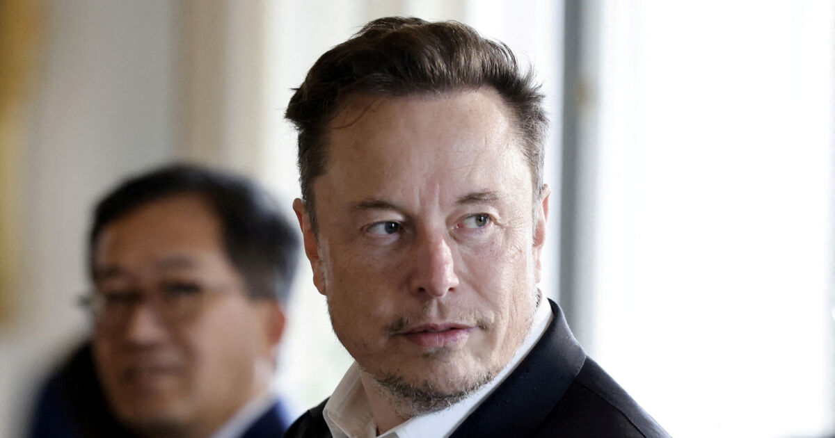 🚨 The European Union has issued a warning to Twitter after Elon Musk pulled the social media platform out of the bloc's "Code of Practice." under which companies have to target disinformation under the Digital Services Act (DSA), buff.ly/3owbiBA. 
#EU #Twitter #ElonMusk