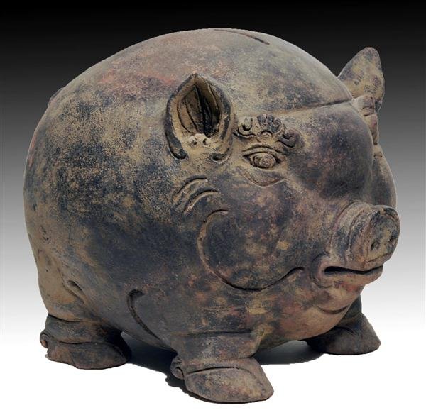 SERIOUSLY. museum shops should just be entirely full of replicas. i can't tell you how many times i've said 'man i wish i had that cool little thing on my mantle'

you can get books anywhere, and nobody wants a coffee mug with the museum logo on it.

I WANT A MAJAPAHIT PIGGY BANK