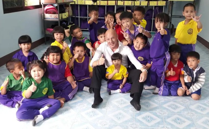 KruDavidNan1's tweet photo. 5 years ago today the Thai Consulate sent me to volunteer in the northern hills of Nan Province, near Laos, where I was adopted by these little lovelies. Still some of my best friends. 
Nan. Arguably the nicest, and most unspoilt provinces.
#visitNan #nanthailand
#volunteer https://t.co/gmAmZlx6Y0