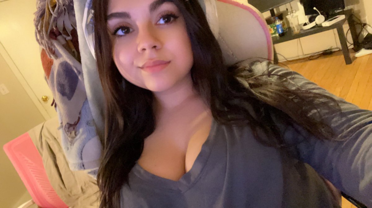 TTVOrchidwhims's tweet photo. Planning to start streaming again soon!✨ can’t decide which game to stream first. 

#gamergirl #girlstreamer #girlgamer #RedDeadRedemption2 #VALORANT #Fortnite #combatmasters https://t.co/1iKqgsZU07