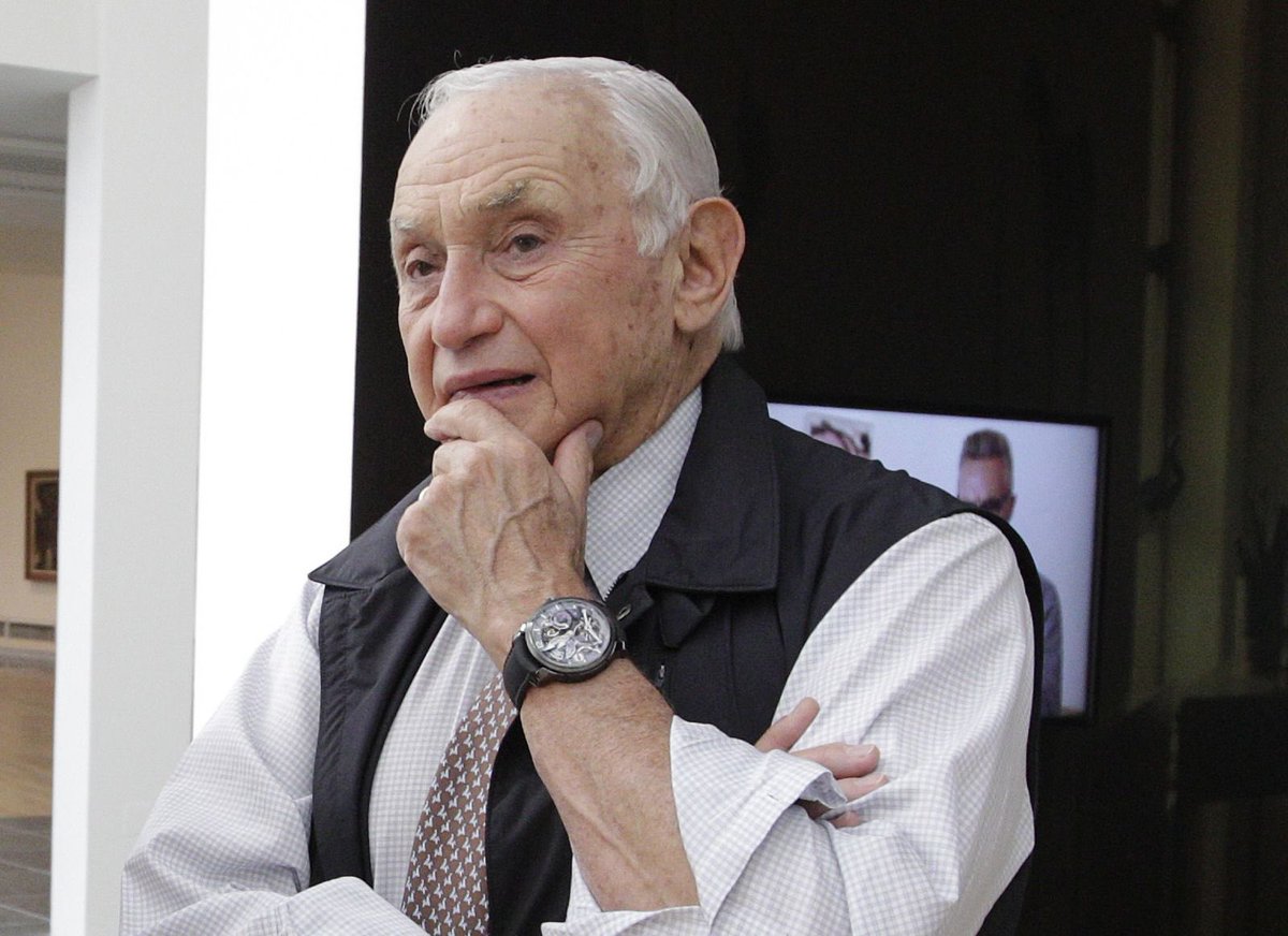 truestreetmedia's tweet photo. Meet Les Wexner.

He was once Epstein’s largest client as a money manager.

He stated that he cut ties with Epstein in 2007 and accused him of misappropriating “vast sums of money from me and my family.” 

He has been subpoenaed on his relation to Epstein in 2023. https://t.co/0ZrzIRXPmt