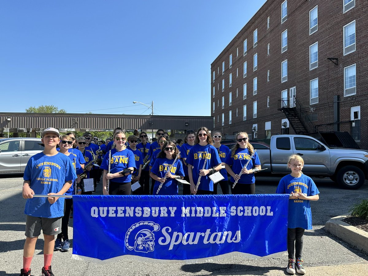 QBYbands's tweet photo. 7th and 8th grade bands in the Memorial Day parade today.  Giving our time to show our gratitude to all who served our country. https://t.co/rEq7dyheiJ