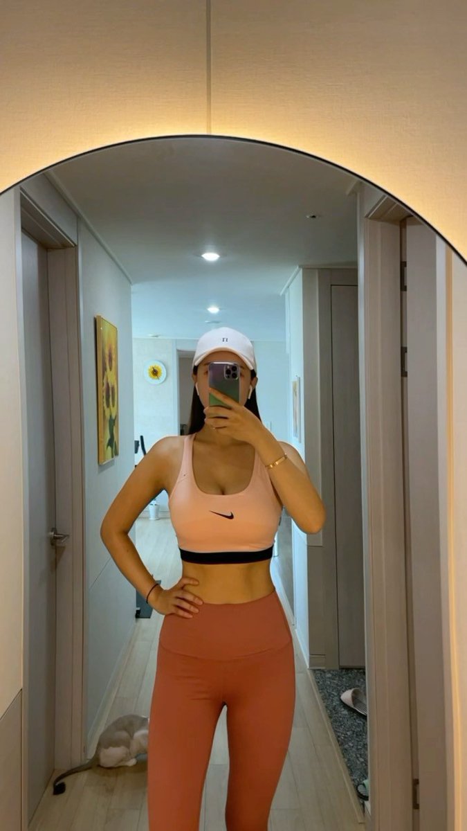 Viola9028's tweet image. , the body "from" care for yourself.#life #follow #fitnessaddict #instagram #yoga #like #abs #running #strength #inspiration
#diet #happy #fitnessgirl #fitnessjourney #homeworkout #nutrition #fitlife #gains #getfit
#photooftheday #wellness #run #nopainnogain #body #fashion