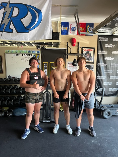 Today my brothers and I did the Murph in honor of those who died for our freedom. @dhouston2023 @henry_hatatda @rocklinfootball @cobrakaiDLine
