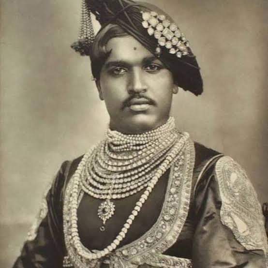 30th May #TheDayInHistory

Chhtrapati #ShahuMaharaj presided over a conference of untouchables held at #Nagpur on 30, 31 May & 1st June in 1920. It was attended by 500 representatives. Dr #BabaSahebAmbedkar, S.N.Shivtarkar, S.J.Kamble, Kisan Bansod addressed the conference.