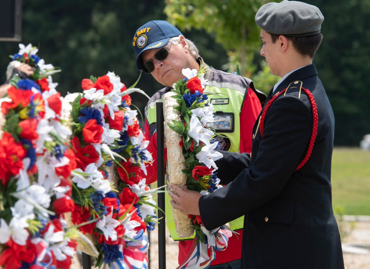 TravSprad's tweet photo. Advocate photos: Memorial Day ceremony at Louisiana National Cemetery in Zachary honors U.S. military's fallen, Monday, May 29, 2023. @theadvocatebr @LaVetAffairs https://t.co/ei6i5eoIpS https://t.co/ba3s0PWopM