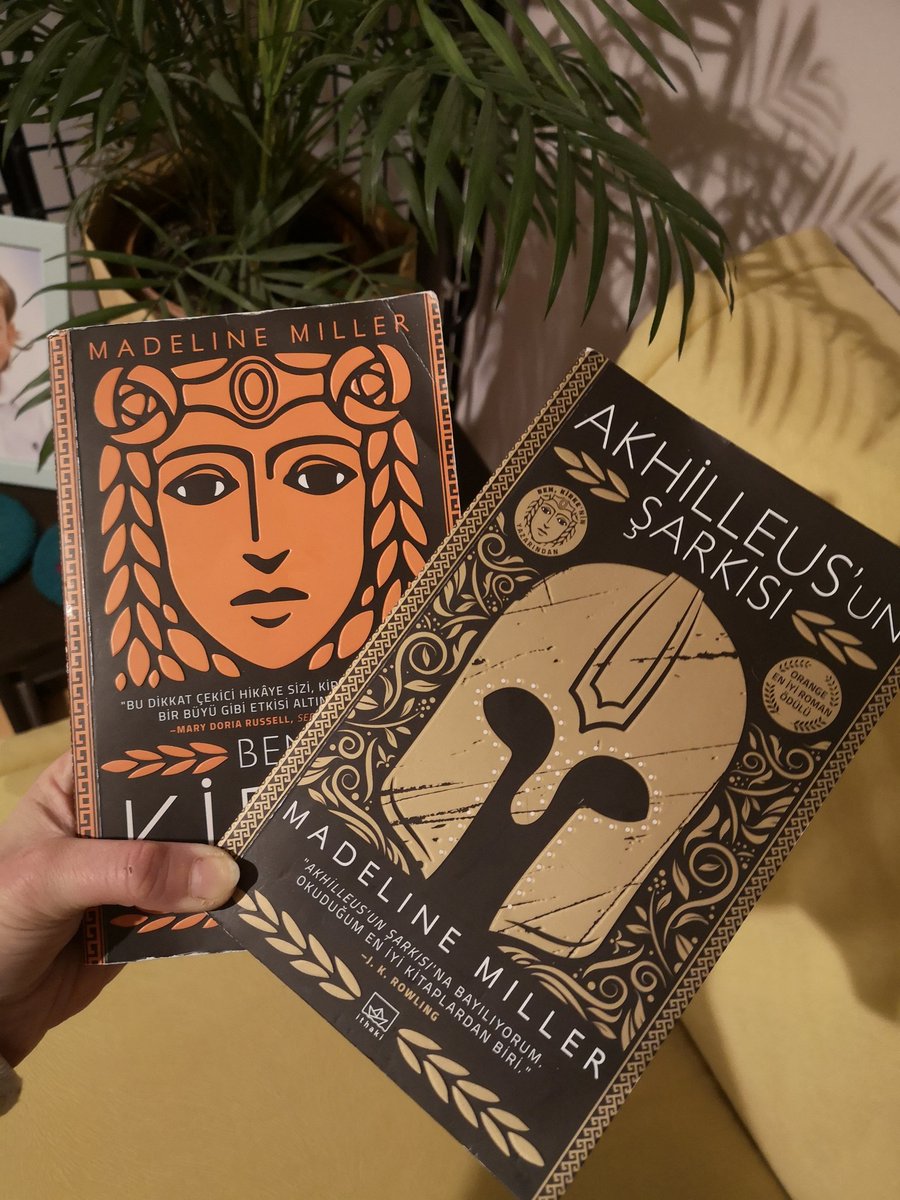 Geçen ay okuduğum kitapları paylaşamamıştım 😊📖

Mitoloji sevenler için, ki ben çok severim, bu iki kitabı tavsiye ediyorum direkt olarak bir bağlantısı yok seri kitap değil yani. 'Ben Kirke' de Akhilleus'un geçtiği bir kesit var. 

#BenKirke
#AkhilleusunŞarkısı
#MadelineMiller