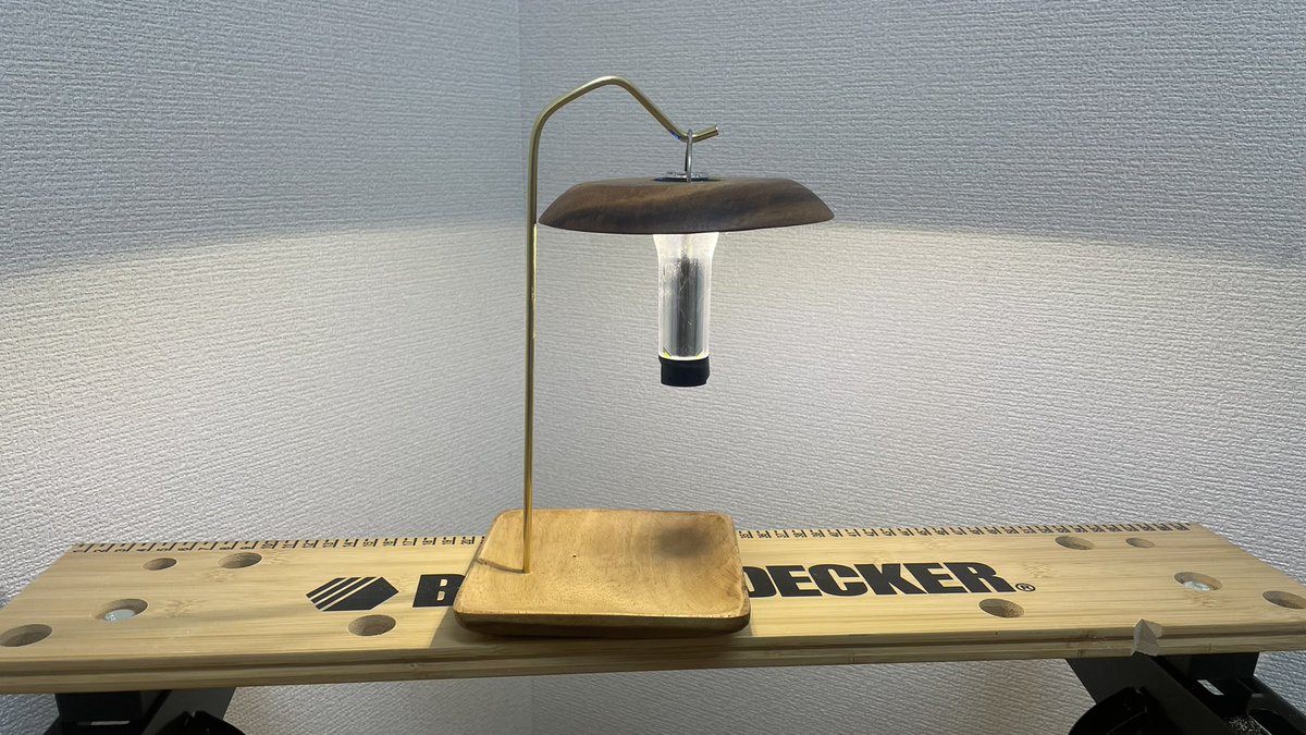 shubeko's tweet photo. YouTube動画アップしました♪
久しぶりのDIY！
#diy   #真鍮  #ランタンスタンド 

真鍮製ランタンスタンドDIY
https://t.co/H1rhTZr5Kt https://t.co/OK2sFYAXys