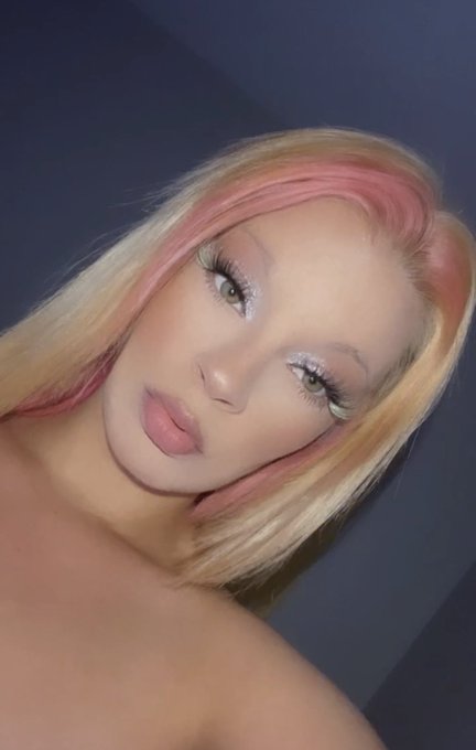 Do you like my green eyelashes? #pretty #girl #addme #onlyfans #ContentCreator #videocalls  Add me  #snapchat<a href="/tag/pretty"class="tags">#pretty</a><a href="/tag/girl"class="tags">#girl</a><a href="/tag/snapchat"class="tags"><span>#snapchat</span></a><a href="/tag/instagram"class="tags"><span>#instagram</span></a><a href="/tag/addme"class="tags"><span>#addme</span></a><a href="/tag/onlyfans"class="tags"><span>#onlyfans</span></a><a href="/tag/contentcreator"class="tags"><span>#contentcreator</span></a>