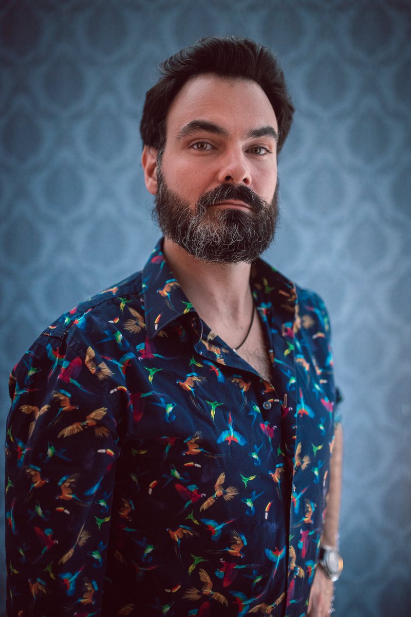 SBonduelPhoto's tweet photo. "Toujours élégant et charmant, Louis est un modèle de sophistication!"
C'est ce que ses fans disent. Merci Louis pour ce super shooting 🤩
.
#swagger #stylish #model #portrait #lifestylephotography #parismodel https://t.co/yWtOuDTj90
