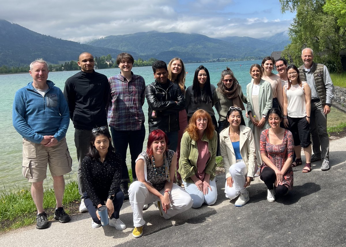 Guenter Maresch tweet media