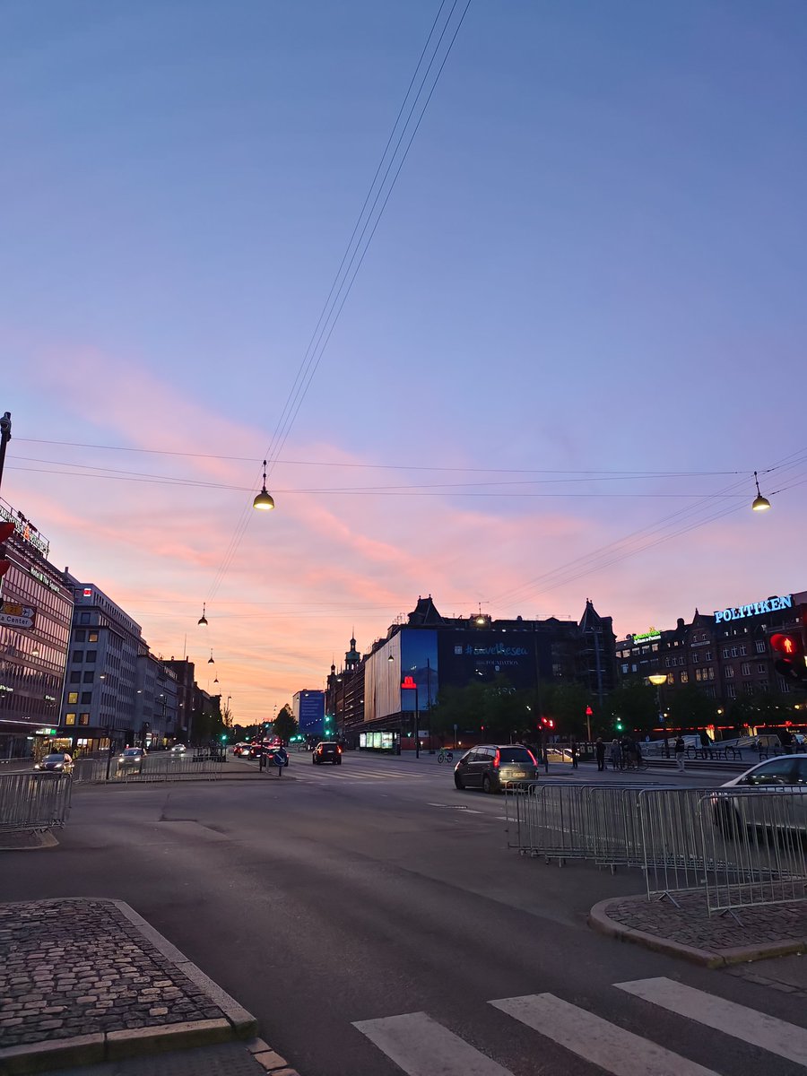 llMickmabll's tweet photo. Copenhagen ❤️ https://t.co/j4QN3ZcPoB