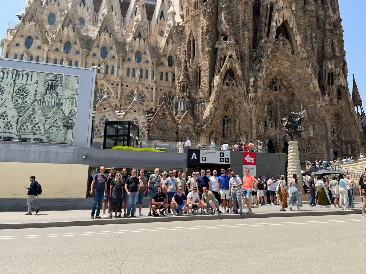 Dit pinksterweekend was BusinessCom samen met <a href="/Gigaset/">Gigaset</a> en een grote groep resellers in Barcelona. We bezochten de highlights, gingen naar een wedstrijd van FC Barcelona en genoten van het heerlijke weer en lekker eten. Het was een geweldige trip samen!