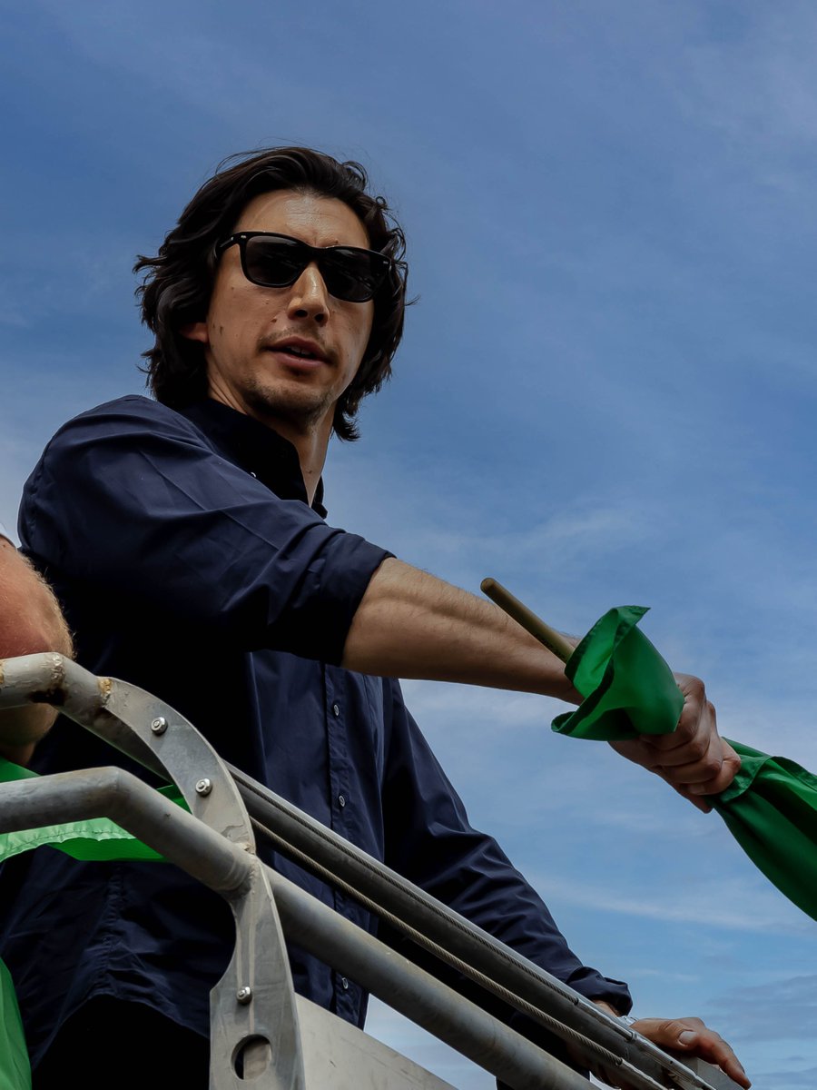 Adam Driver ready to wave the green flag, Indy 500, May 28, 2023, HQ/4K