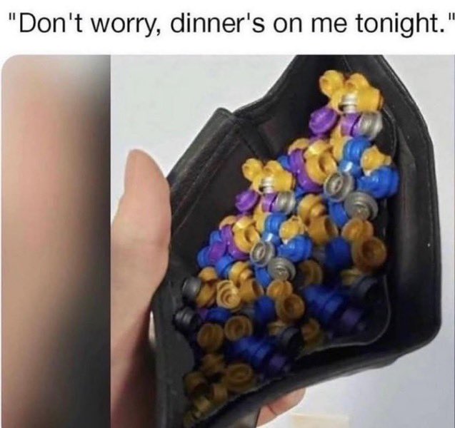 🕐HOURLY🕑 shitpost tweet media