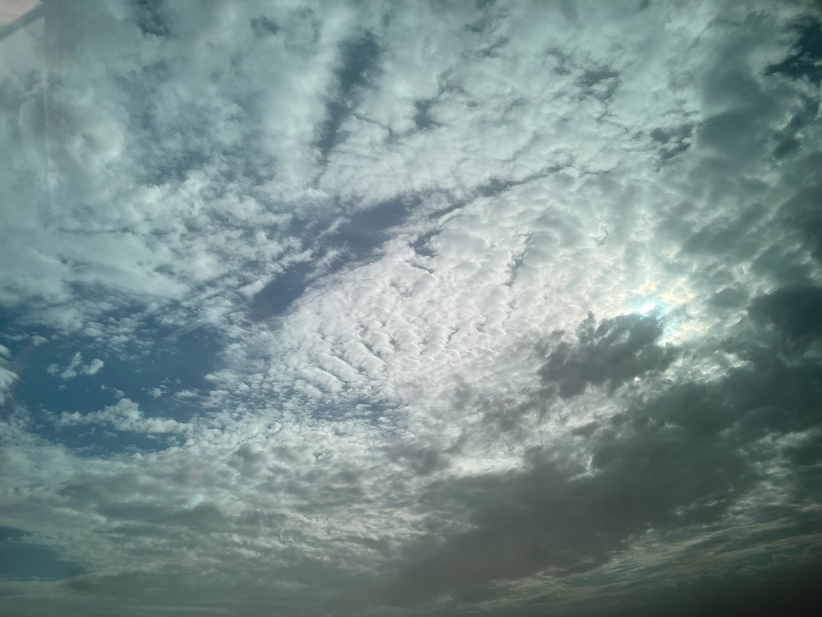Tamima91's tweet photo. اللَّهُ نُورُ السَّمَاوَاتِ وَالْأَرْضِ ❤️

#صباح_الخير https://t.co/3KVN7iM7c0