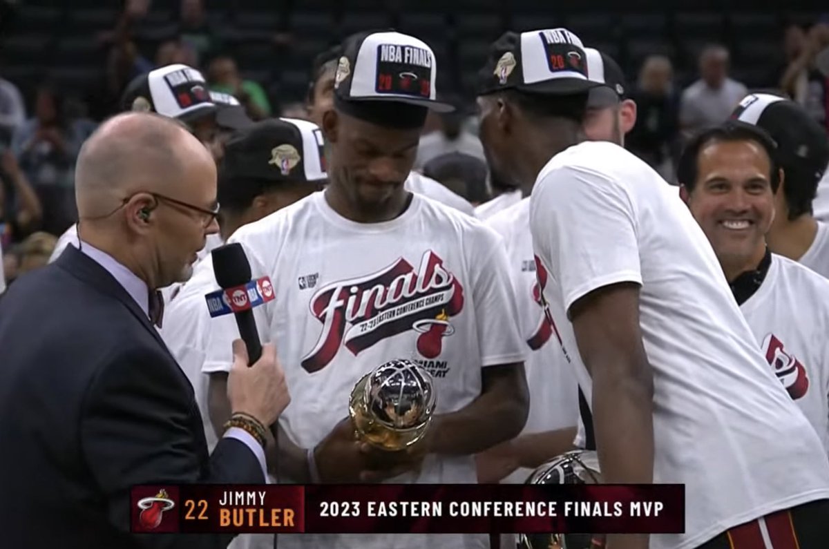 PasionBasketNBA's tweet photo. Jimmy Butler se lleva el MVP de la Final de la Conferencia Este 🏆 https://t.co/x4hiyeboG8